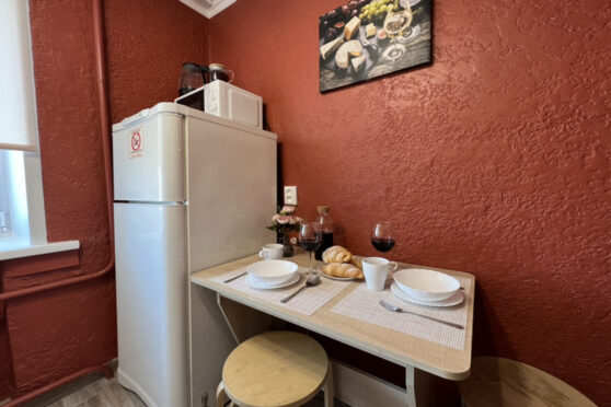 Красный проспект, 70